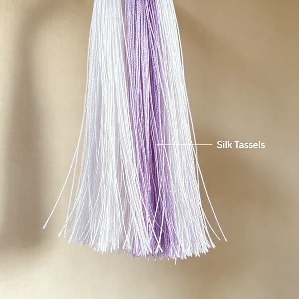 06 detail 2 tassels 06 detail 2 tassels