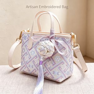 主图1 artisan embroidered bag